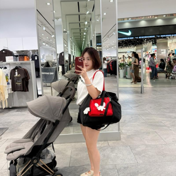 Túi bỉm sữa mickey mẹ và bé thời trang kích thước lớn, khoá kéo, chống thấm