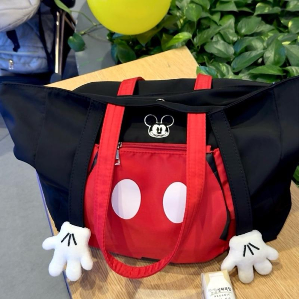 Túi bỉm sữa mickey mẹ và bé thời trang kích thước lớn, khoá kéo, chống thấm